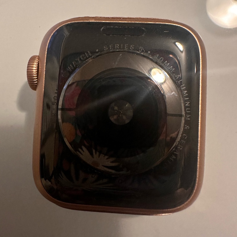 Apple Watch - Picture 3 of 5